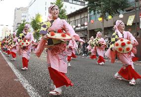 "Hanagasa Festival" starts in Yamagata