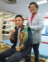 Boxing: Higa to make 1st title defense in Oct.