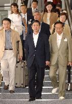 Japanese lawmakers head for Iraq to assess aid conditions