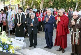 Dalai Lama visits Okinawa