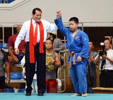 Rikidozan's kin wins judo practice match in Pyongyang