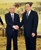 Komeito official meets senior Chinese politician in Beijing