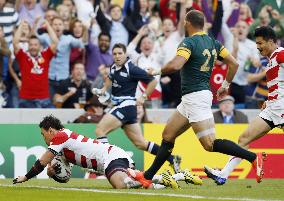 Japan stun South Africa to record biggest upset in rugby history