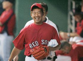 Matsuzaka picks up win in 1st spring season outing