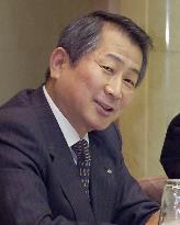 Watanabe to succeed Koga as CEO of Nomura Holdings
