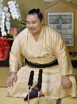 Sumo: Yokozuna Kakuryu aims to win 2nd straight tournament