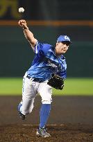 Tigers vs BayStars in Game 3 of Central League Climax Series