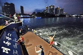 Views from Pyongyang's Taedong River cruiser