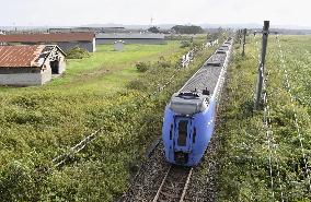 Railway reopens in quake-hit Hokkaido