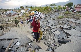 Indonesia quake-tsunami aftermath