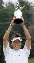 Inoue hangs on to win ABC Championship