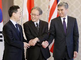 Japan, U.S., S. Korea meet for N. Korea policy coordination