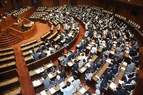 Japan's upper house passes bill for narrowing vote gap