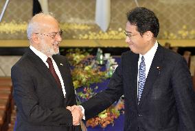 Kishida meets with Iraqi counterpart