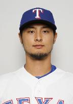 Darvish throws live batting practice