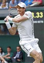 Murray cruises into 2nd round at Wimbledon