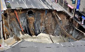 Sinkhole disrupts traffic in central Fukuoka
