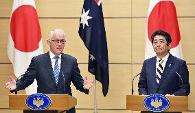 Abe, Turnbull meet in Tokyo