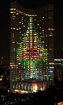 Tokyo already in Christmas mood