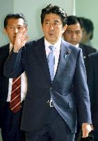 Prime Minister Abe becomes sixth longest serving Japanese leader