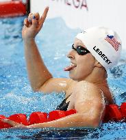 American teenager breaks her own 1,500m freestyle world record