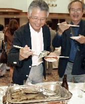 Event held to taste sweetfish caught in rivers across Japan
