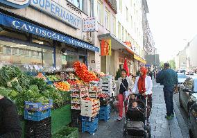 Turkish businesses located near Munich Station