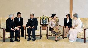 Laotian president meets Japanese emperor in Tokyo