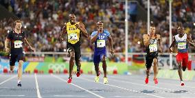 Olympics: Bolt wins 200m to complete sprint double