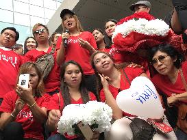 Ex-Thai PM Yingluck attends final court hearing over rice scheme