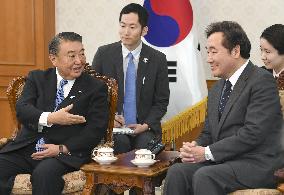 S. Korean PM meets with Japanese lawmaker