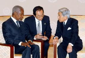 Annan meets with emperor