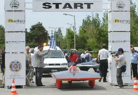 Japanese solar car teams dominate Athens-Olympia rally