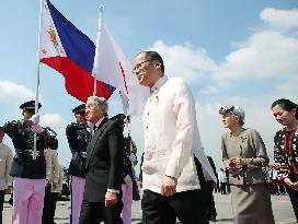 Japanese emperor, empress leave Philippines after historic visit