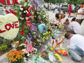 People mourn victims of Orlando mass shooting
