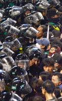 Up to 1 million S. Koreans rally to demand Park's resignation