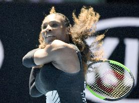 Tennis: S. Williams breezes into 4th round in Melbourne
