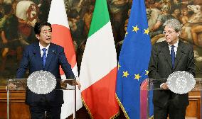 Japan, Italy see need for G-7 vow to combat protectionism