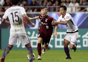 Football: Iniesta in Japan