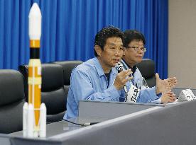 Fire cancels Japanese rocket launch to ISS