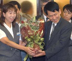 (3) Nobel chemical prize laureate Koichi Tanaka