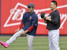 Tanaka, Uehara in practice at Yankee Stadium