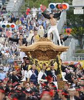 Annual Danjiri Festival begins in Osaka Pref.'s Kishiwada
