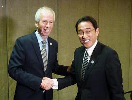 Kishida meets with Canadian counterpart Dion