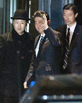 PM Abe, Toyota chief meet ahead of summit with Trump