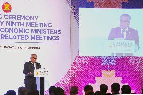 ASEAN economic ministers meeting starts in Manila