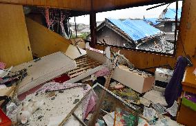 Suspected tornado hits western Japan