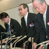 Nikko Cordial to seek 3.1 bil. yen damages from 3 former execs
