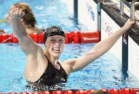 Ledecky smashes women's 800m world record to win gold