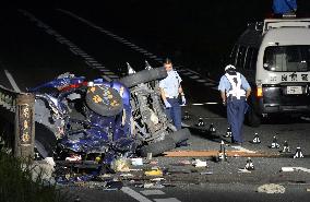 5 dead in car accident on bridge in Japan's Nara